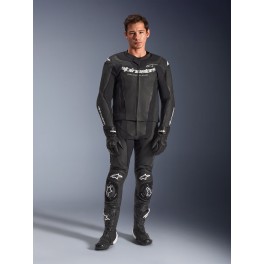 Fato Alpinestars GP Force V2 Pele - 2 Peças — Preto